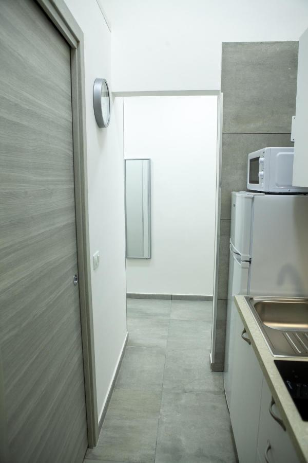 Na' Stanza In Piazza Apartment Napoli Exterior foto