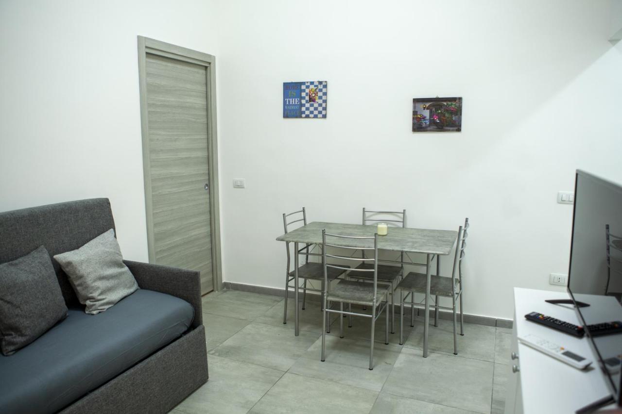 Na' Stanza In Piazza Apartment Napoli Exterior foto